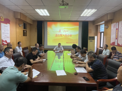 在 八一建軍節(jié) 來(lái)臨 之際， 7月 29 日上午， 聊城市水利工程總公司 召開(kāi)退役軍人座談會(huì) 隆重紀(jì)念建軍 95周年，與會(huì)人員同憶激情歲月、相互交流思想、共謀公司發(fā)展。 工會(huì)主席高文濱