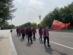 為營造 五一期間文明、安全的旅游氛圍，助力文明城市創(chuàng)建聊城市水利工程總公司積極開展了迎五一 助創(chuàng)城系列活動。 4月26日，為迎接五一勞動節(jié)，公司開展了賞美景健步走活動?；? /></a></span>
  <li id=